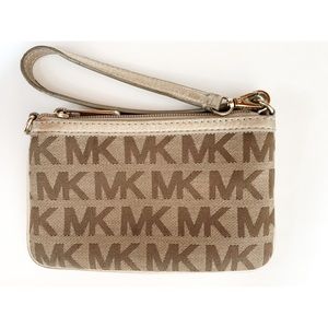Michael Kors Wristlet/Wallet